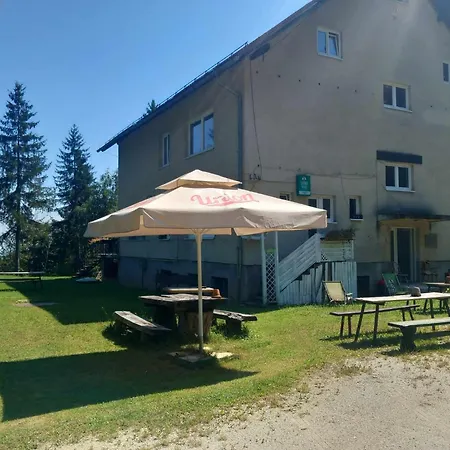 Tojzlov Vrh V Osrcju Narave